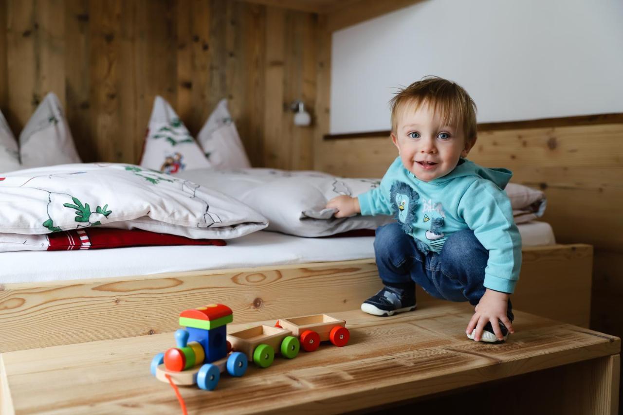 Apartments Vaiolet Santa Cristina Val Gardena 外观 照片