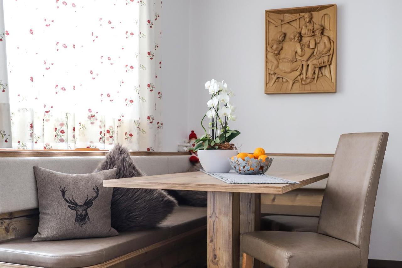 Apartments Vaiolet Santa Cristina Val Gardena 外观 照片