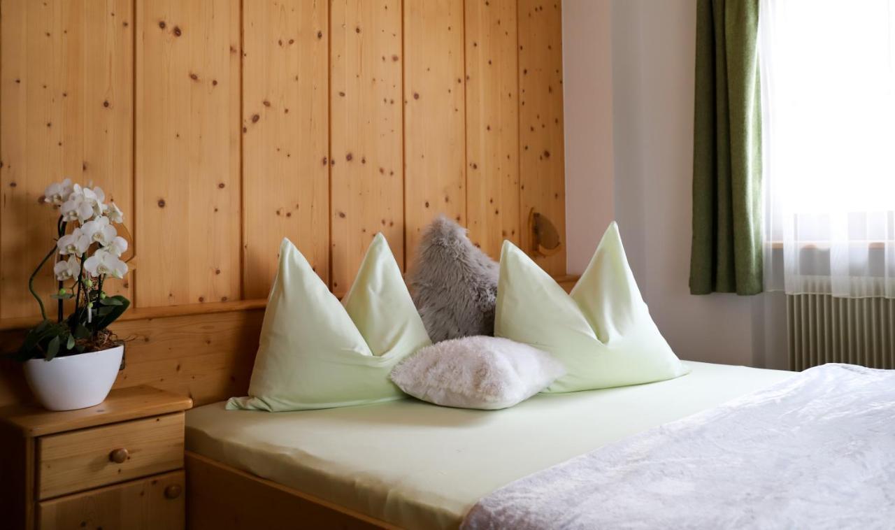 Apartments Vaiolet Santa Cristina Val Gardena 外观 照片